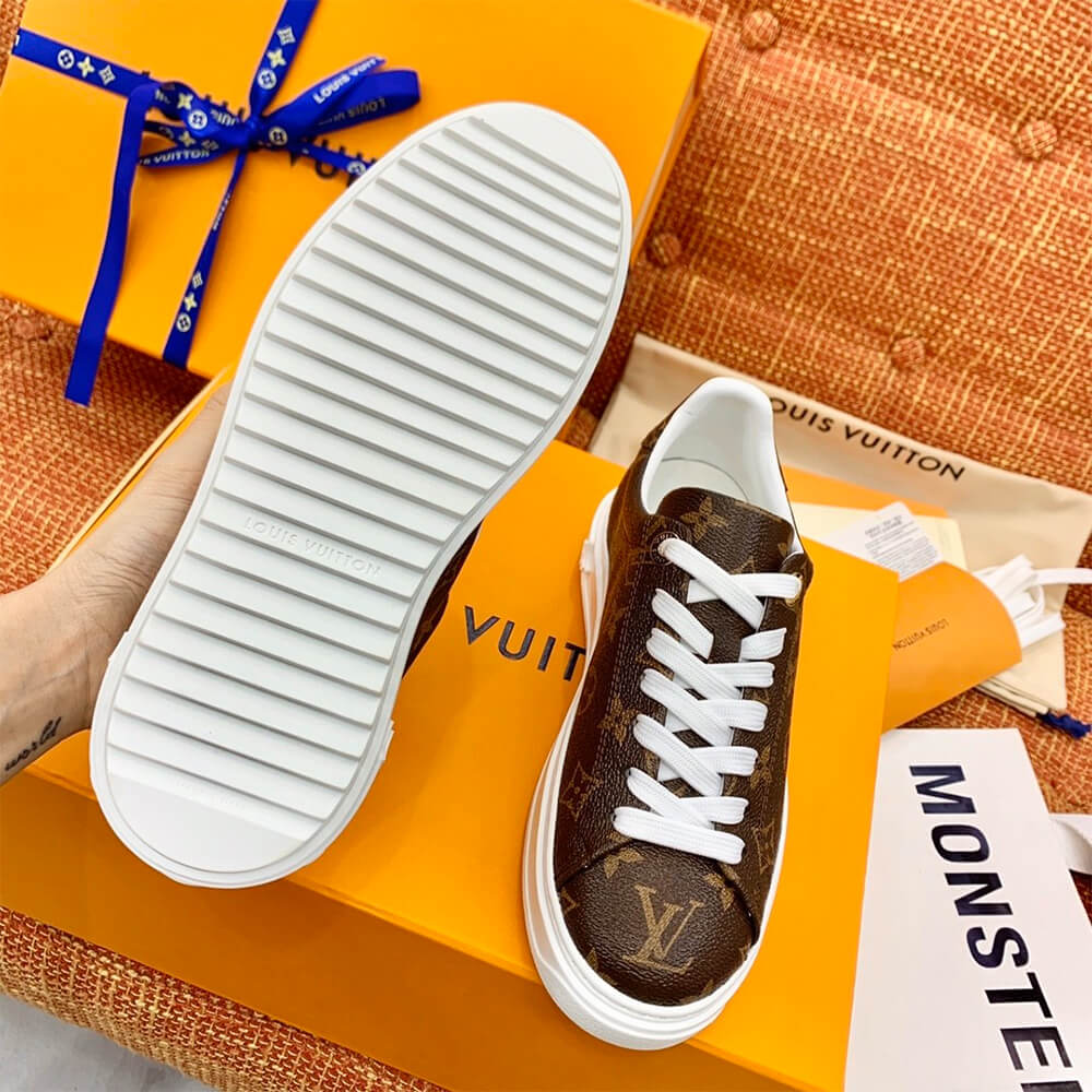 TIME OUT SNEAKER