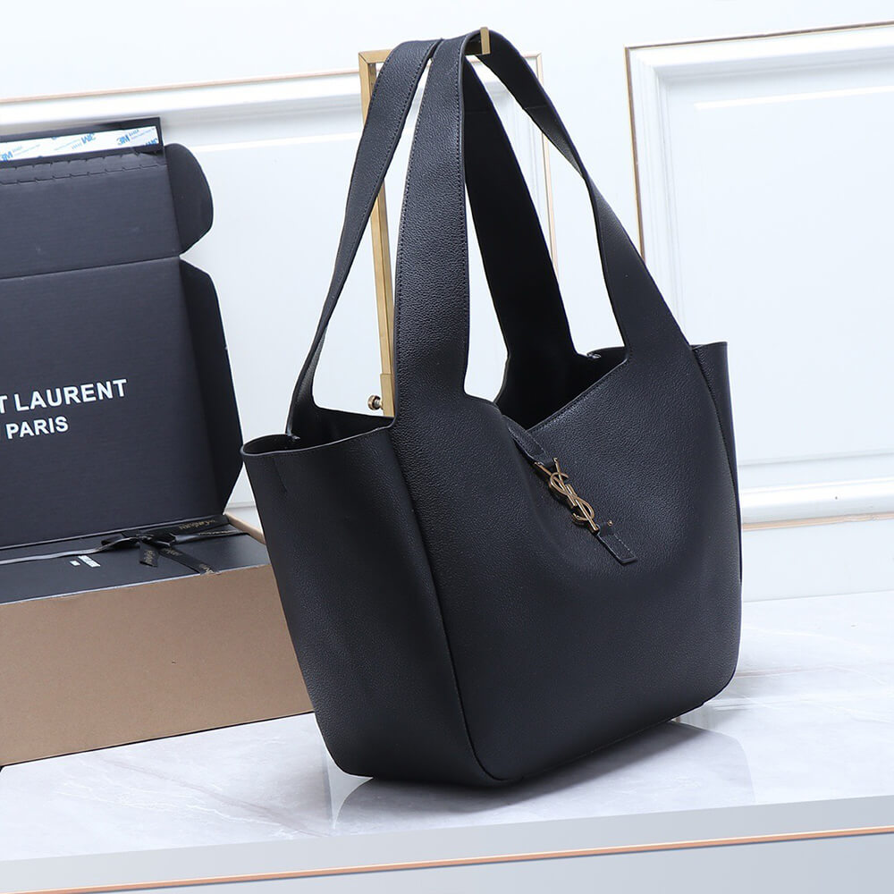 LE 5 A 7 BEA IN GRAINED LEATHER