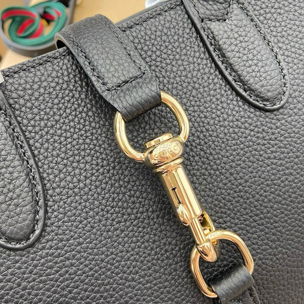 G*u*i small tote bag with hook closure