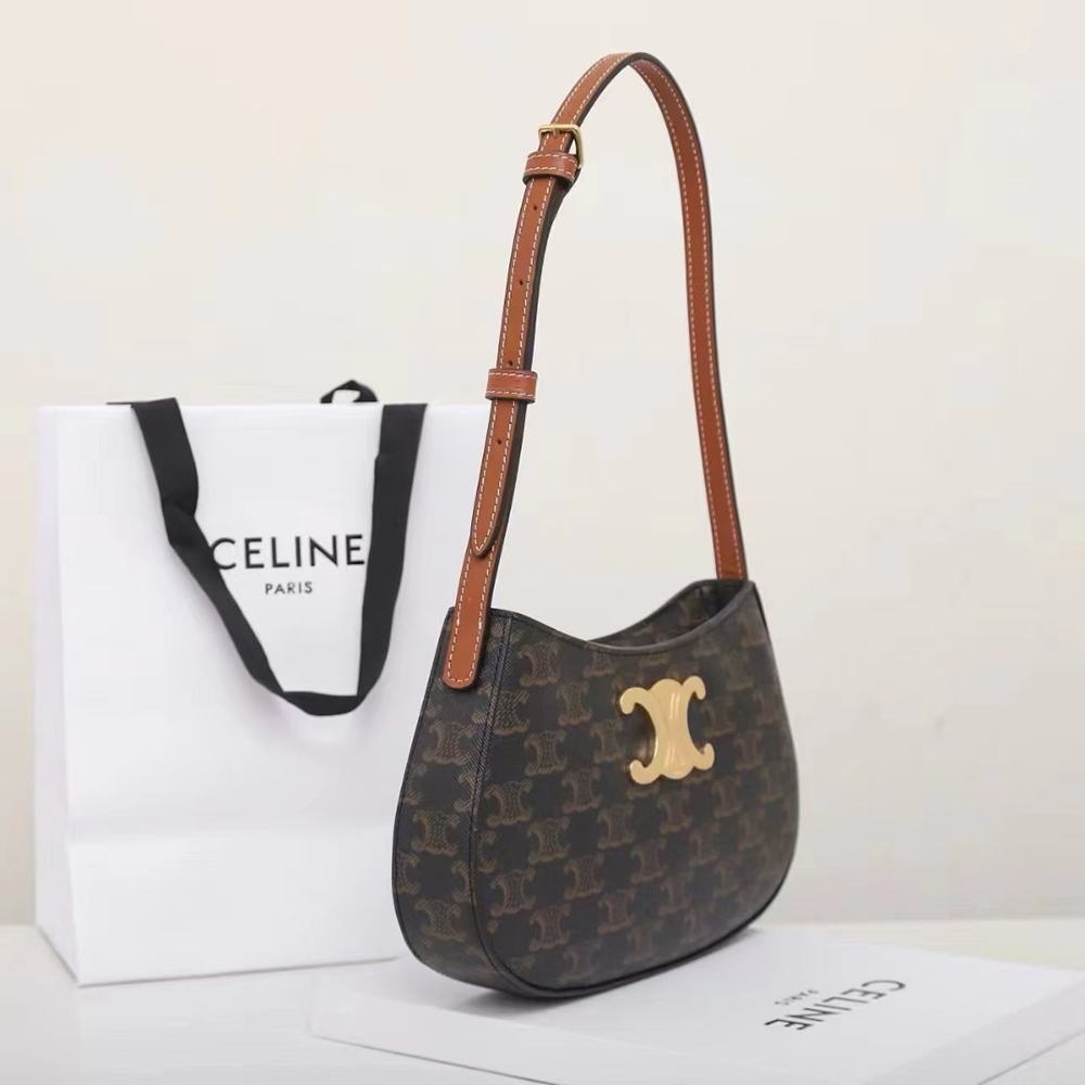 Ce**e medium tilly bag in triomphe canvas and calfskin