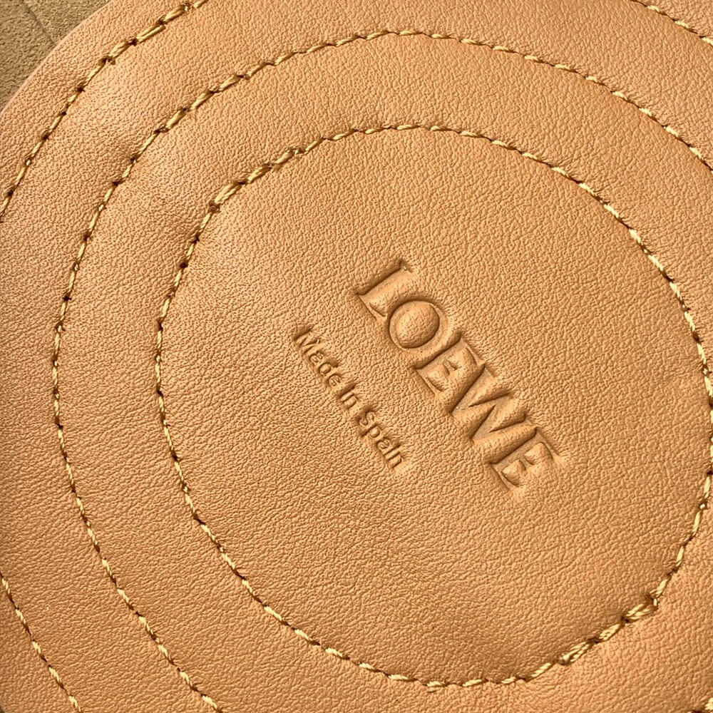 Loewe Small Paseo bag in shiny nappa calfskin(high-end grade)