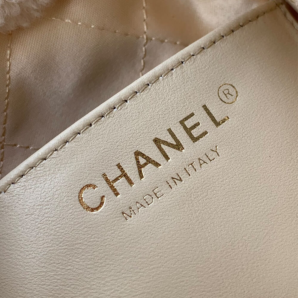 Ch*el 22 mini handbag