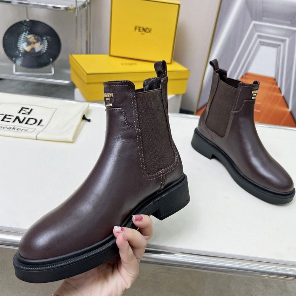 F**di boots